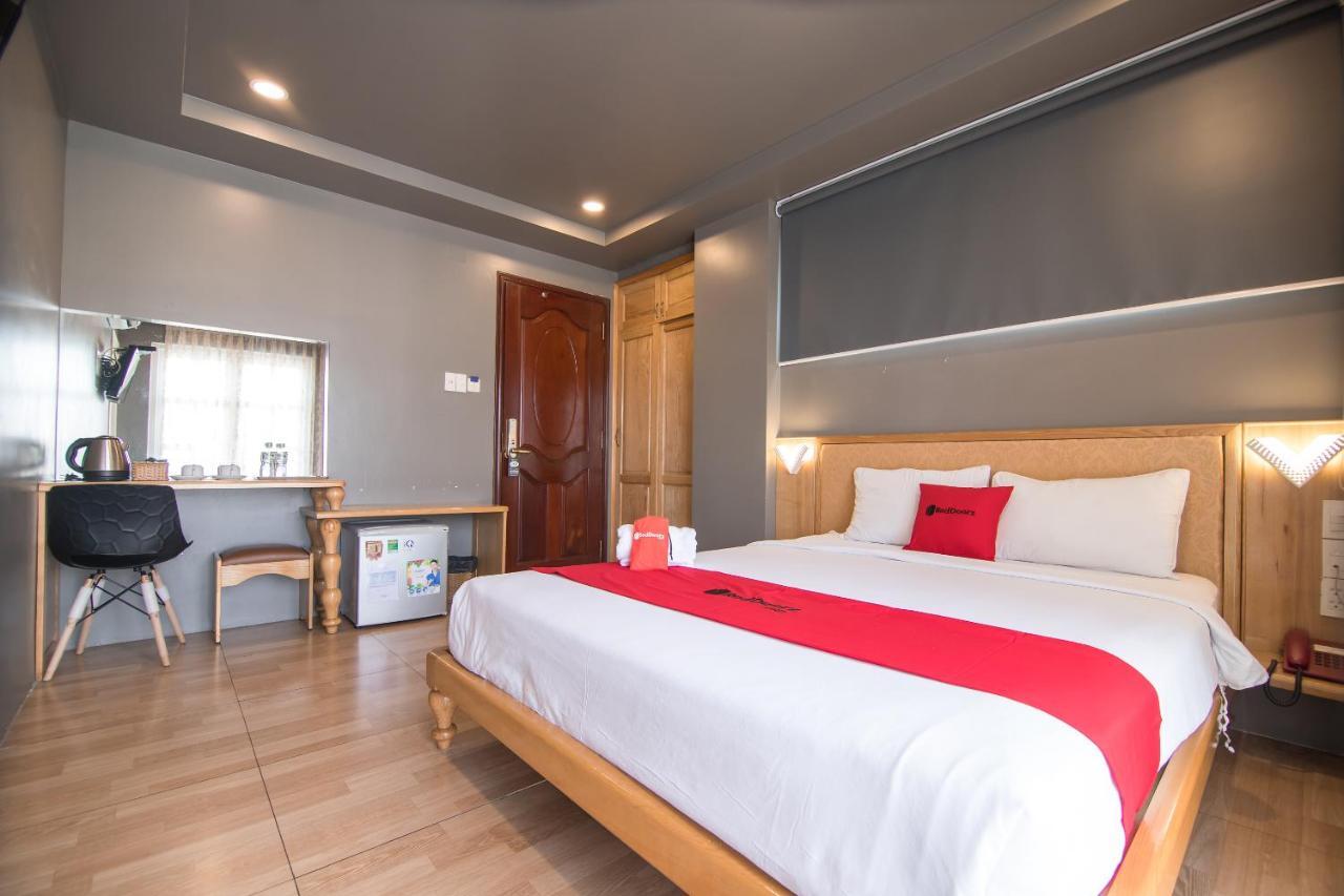 Reddoorz Plus Near Secc Hô Chi Minh-Ville Extérieur photo
